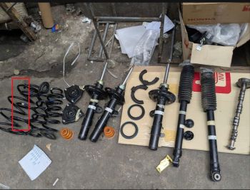 Bãi 514063C1T01 514013C1T01 Lò xo giảm xóc trước Rh Lh trái và phải  Crv 2024 - 2025  1.5 Cr-V