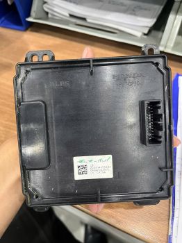 Hộp điều khiển dàn lạnh, điều hòa xe Honda CRV hàng bãi