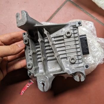 Hộp điều khiển hộp số  Crv  2021 2022 2018 - 1.5  Rw1 281005rmk11 28100-5rm-k11