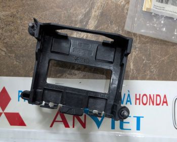 Thanh lý đế bắt hộp rada đầu xe Honda Crv 1.5 2021
