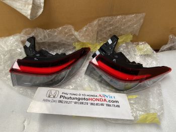 Đèn hậu, đèn lái sau miếng ngoài trên hông xe Honda HRV 2022-2025