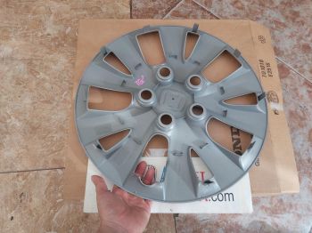 Chụp moay ơ xe Honda CIVIC 