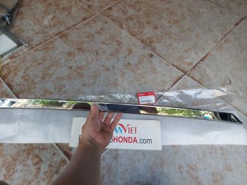 Ốp tay mở cốp xe Honda City
