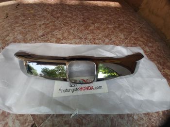 Mặt ca lăng xe honda HRV miếng mạ