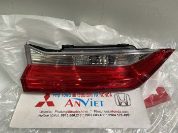 Đèn hậu miếng trong xe Honda CRV 2018-2020