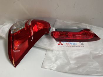 Đèn hậu miếng trên xe honda CRV 2016-2017