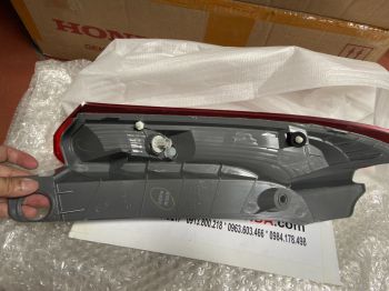 Đèn lái sau miếng trên xe Honda Crv 2013-2015