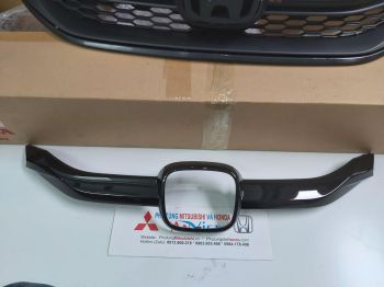 Mặt ca lăng xe Honda Brio 